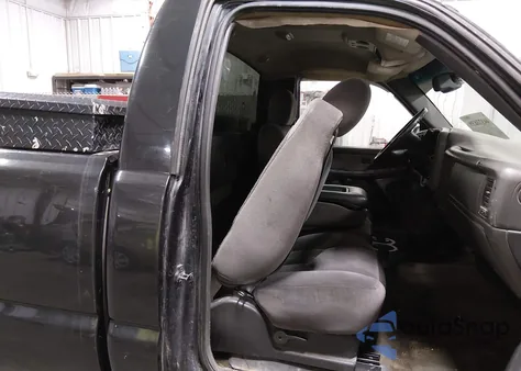 2003 GMC Sierra 1500 Sle z USA, uszkodzony, nr VIN 1GTEC14V33Z146322